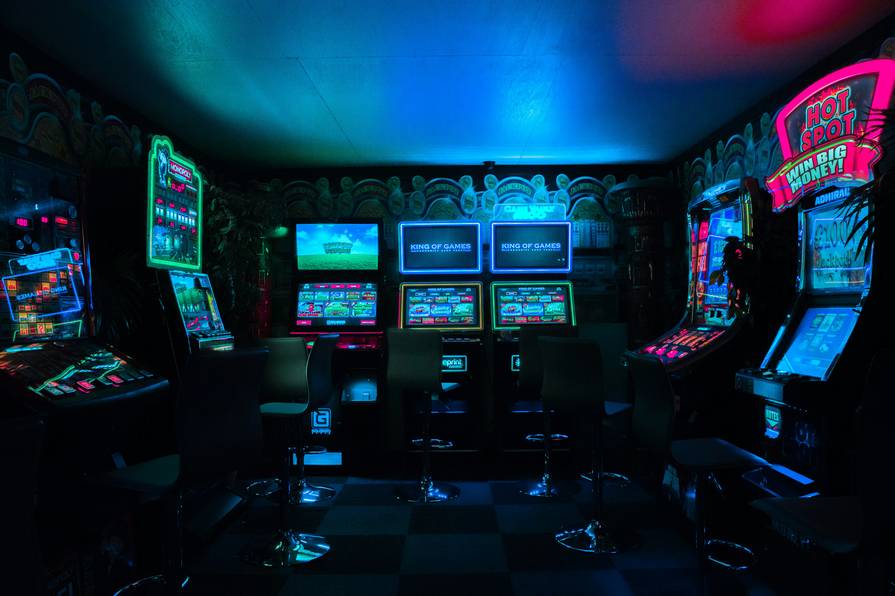 Bonus Strike Casino Comparison with Competitor